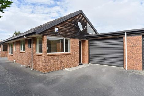 Photo of property in 2/19 Burdale Street, Riccarton, Christchurch, 8011