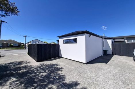 Photo of property in 8a Grassmere Street, Papanui, Christchurch, 8052