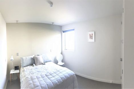 Photo of property in Montreaux Apartments, 5d/164 The Terrace, Wellington Central, Wellington, 6011
