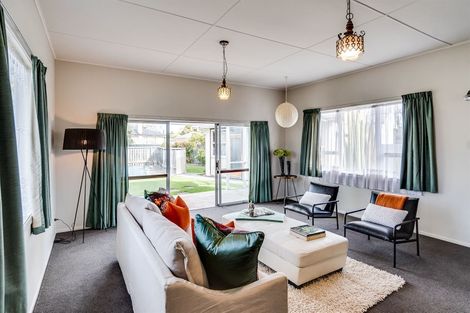 Photo of property in 404 Lumsden Road, Akina, Hastings, 4122