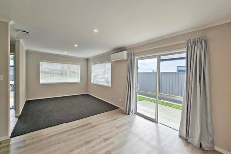 Photo of property in 14 George Yee Place, Taradale, Napier, 4112