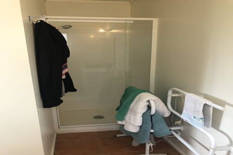 Photo of property in 2/73 Spinella Drive, Bayview, Auckland, 0629