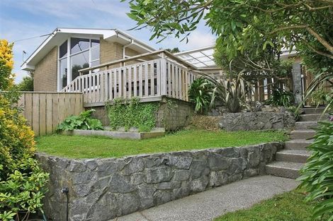 Photo of property in 11 Versailles Street, Karori, Wellington, 6012