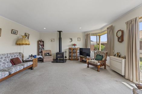 Photo of property in 37 Karina Crescent, Redwoodtown, Blenheim, 7201