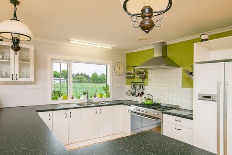 Photo of property in 31 Otawa Drive, West Taratahi, Masterton, 5887