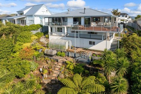 Photo of property in 133 Bruce Wallace Place, Whangamata, 3620