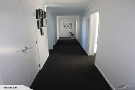 Photo of property in 11 Fuller Street, Papamoa Beach, Papamoa, 3118