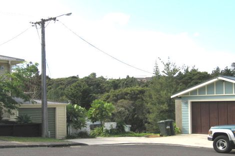 Photo of property in 34 Le Roy Terrace, Birkenhead, Auckland, 0626