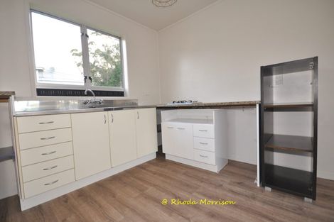 Photo of property in 8 Heaths Way, Pahi, Paparoa, 0571