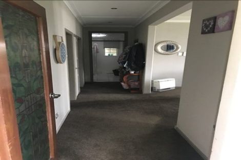 Photo of property in 6 Peace Avenue, Moturoa, New Plymouth, 4310