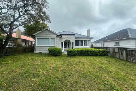 Photo of property in 22 Saint Ronans Avenue, Waterloo, Lower Hutt, 5011