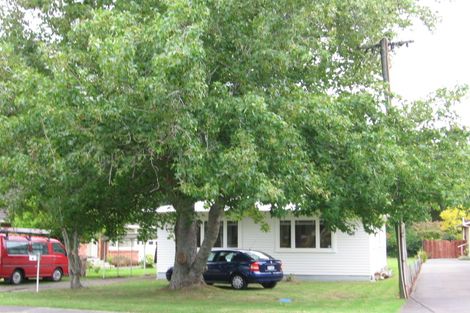 Photo of property in 8 Hillcrest Avenue, Hillcrest, Auckland, 0627