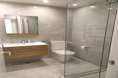 Photo of property in 109/9 Madeira Lane, Grafton, Auckland, 1023