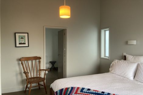 Photo of property in 2 Gowrie Street, Brooklyn, Wellington, 6021