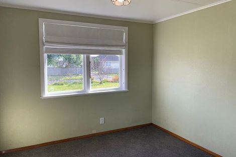 Photo of property in 22 Arimu Road, Papakura, 2110