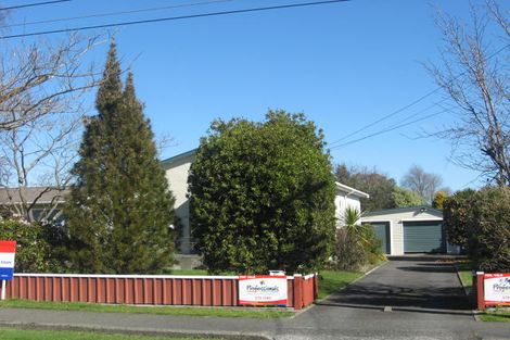 Photo of property in 45 Victoria Street, Carterton, 5713