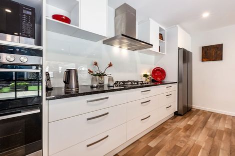 Photo of property in 64 Banks Boulevard, Whitby, Porirua, 5024