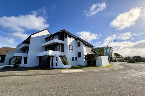 Photo of property in 23 Tamahine Street, Maupuia, Wellington, 6022
