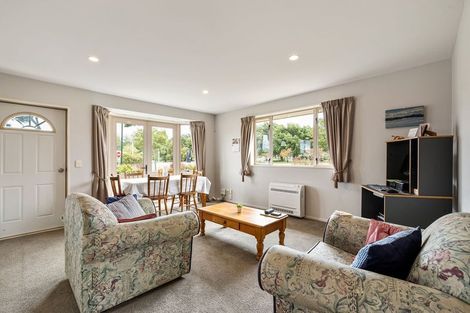 Photo of property in 1a Blue Gum Place, New Brighton, Christchurch, 8083