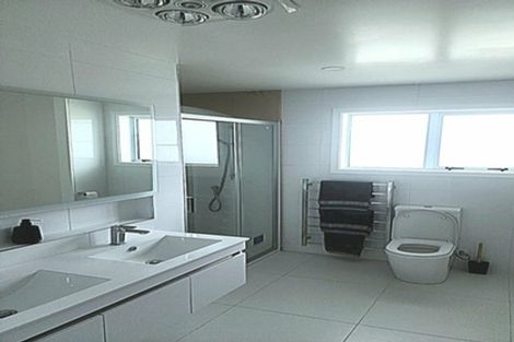 Photo of property in 82 Koputara Road, Himatangi Beach, Foxton, 4891