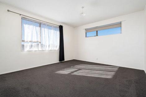 Photo of property in 33 Cotswold Avenue, Bishopdale, Christchurch, 8053