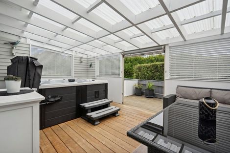 Photo of property in 86 Bracken Road, Paparangi, Wellington, 6037