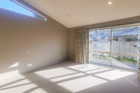 Photo of property in 111 Aston Drive, Waimairi Beach, Christchurch, 8083