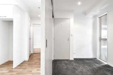 Photo of property in Algarve Apartments, 215/332 Maunganui Road, Mount Maunganui, 3116