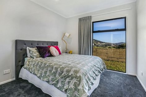 Photo of property in 20 Omaka Place, Aotea, Porirua, 5024