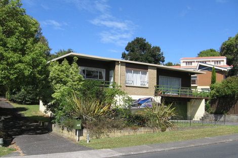 Photo of property in 42 Saddleback Rise, Murrays Bay, Auckland, 0630