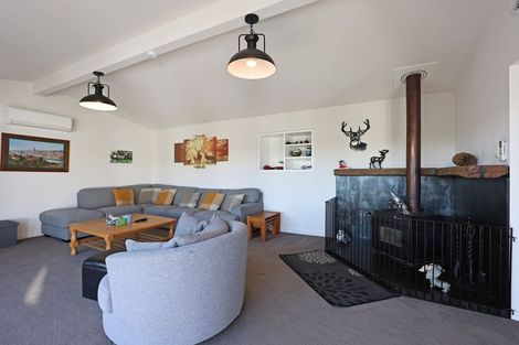 Photo of property in 42a Gordon Street, Weston, Oamaru, 9401