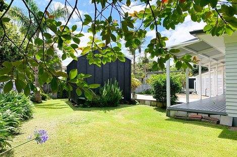 Photo of property in 7 Harbour View Road, Point Wells, Warkworth, 0986