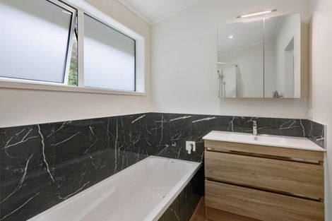 Photo of property in 419f Manawaora Road, Parekura Bay, Hikurangi, 0184