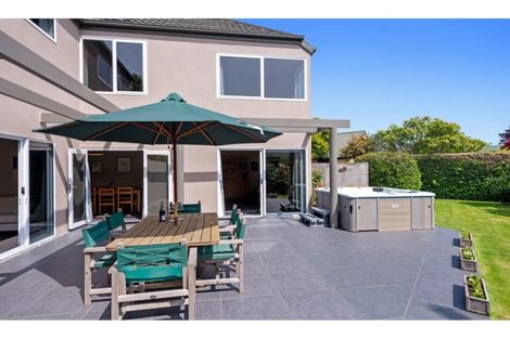 Photo of property in 19 Harrods Court, Ilam, Christchurch, 8053