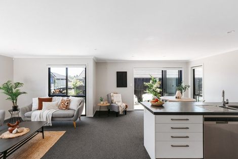 Photo of property in 11 Clover Lane, Pyes Pa, Tauranga, 3112