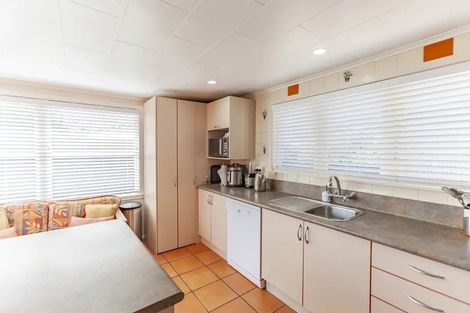 Photo of property in 17 Harris Street, Greenmeadows, Napier, 4112