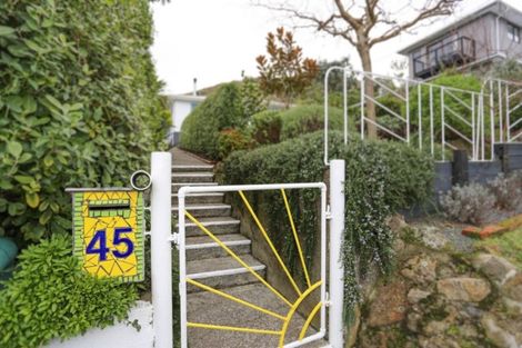 Photo of property in 45 Cornwall Road, Lyttelton, 8082