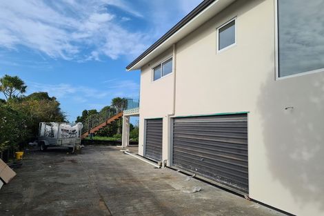Photo of property in 1/29 Bayview Road, Browns Bay, Auckland, 0630