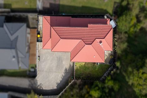 Photo of property in 50 Erlestoke Crescent, Churton Park, Wellington, 6037