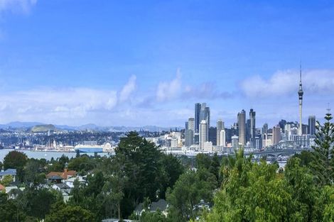 Photo of property in 1/8 City View Terrace, Birkenhead, Auckland, 0626