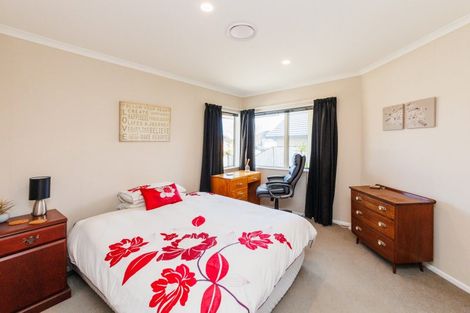 Photo of property in 163 Pacific Drive, Fitzherbert, Palmerston North, 4410