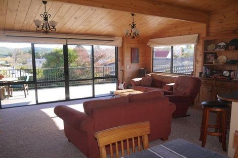 Photo of property in 11 Yasmin Lane, Kinloch, Taupo, 3377