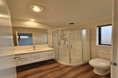 Photo of property in 11 Navy Lane, Papamoa, 3118