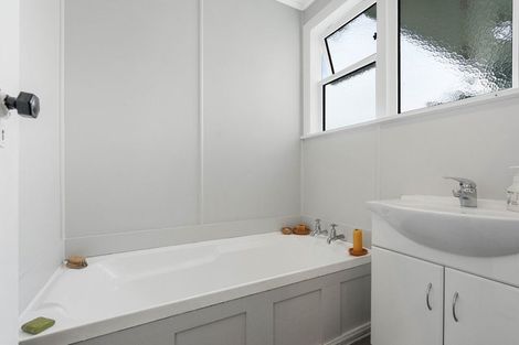 Photo of property in 33 Revans Street, Featherston, 5710