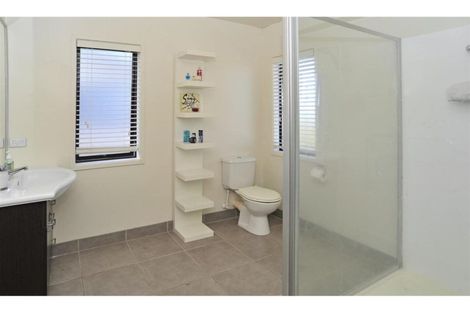 Photo of property in 28 Index Place, Manurewa, Auckland, 2105