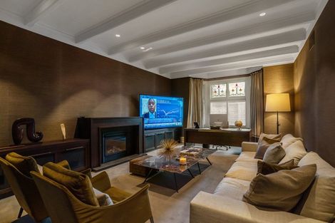 Photo of property in 95 Victoria Avenue, Remuera, Auckland, 1050