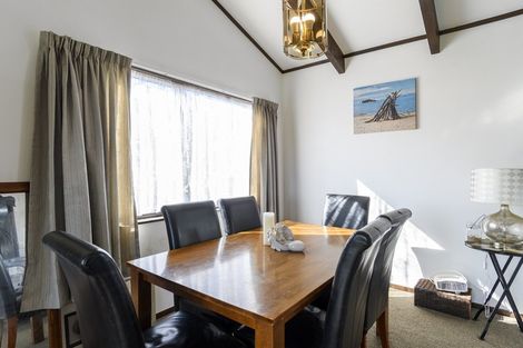 Photo of property in 17 Opal Drive, Papamoa Beach, Papamoa, 3118