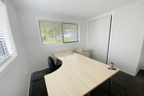 Photo of property in 1 Bank Street, Amberley, 7410