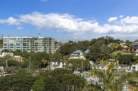 Photo of property in 2f Garner Place, Glenfield, Auckland, 0629