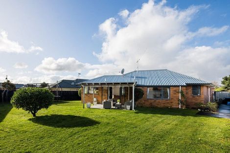 Photo of property in 23 Oaklands Drive, Cambridge, 3434